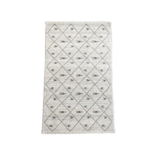 People Woollen Handcrafted Rug - 120 cm x 180 cm